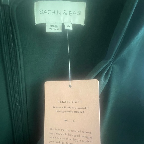Sachin & Babi Emerald Green Formal Gown for Gala or Wedding Size 10 NWT - Picture 4 of 5